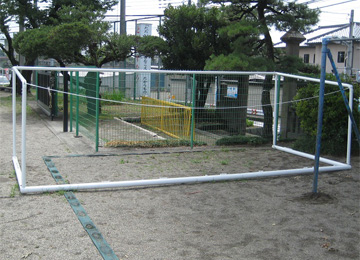 寄贈品:サッカーゴール