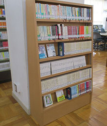 寄贈品:組立式書架